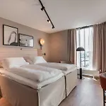 斯堪哈马尔酒店 4* 哈马尔