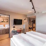 斯堪哈马尔酒店 酒店